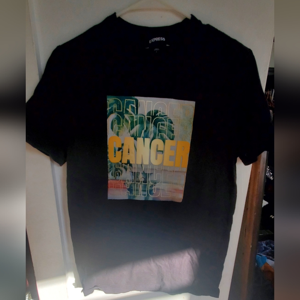 Express T shirt mens small